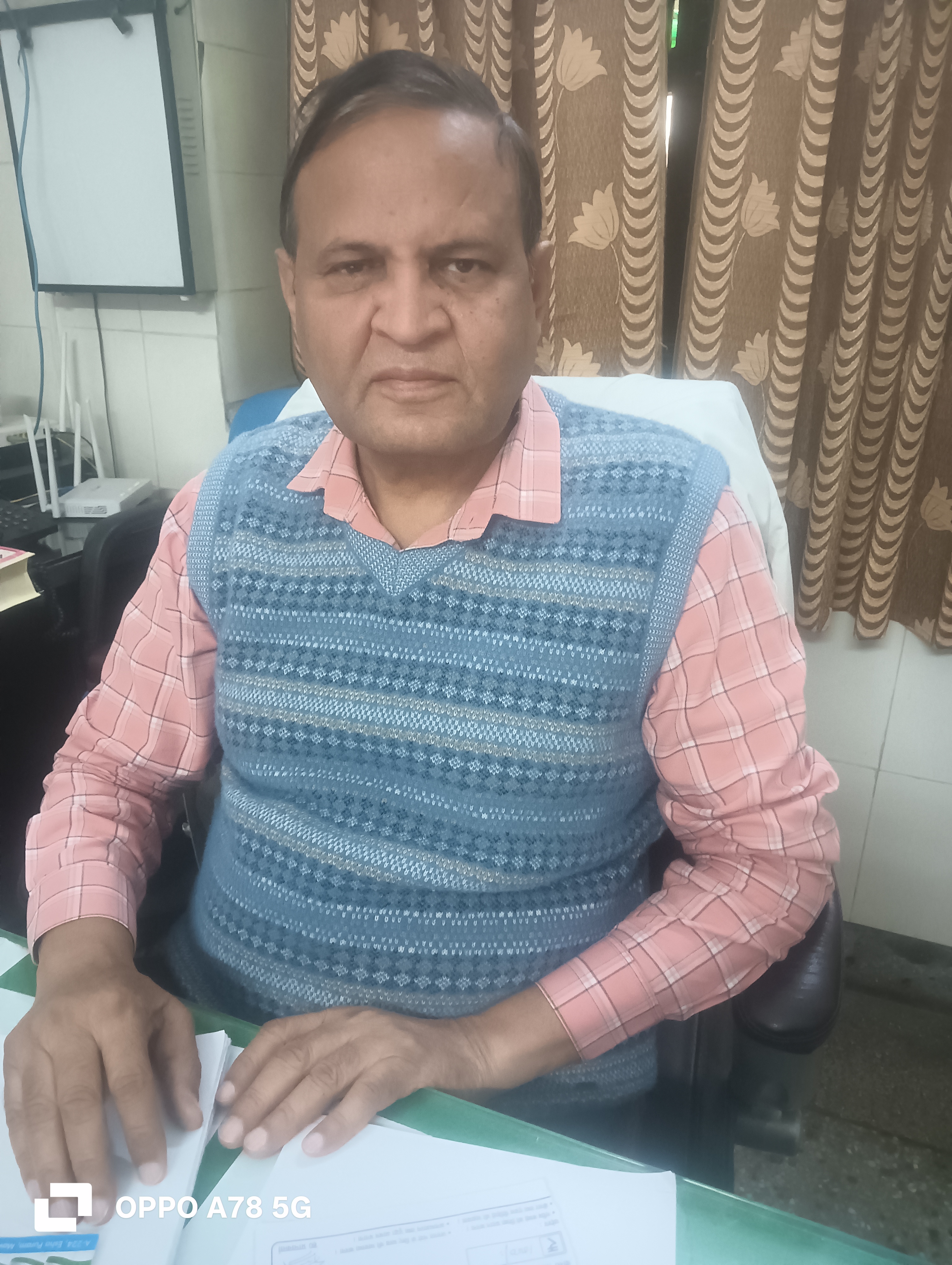  Lion Dr.Alok Bhatnagar